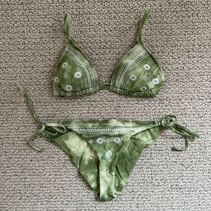Green Tie Dye Aerie Swim Set | Size Small Top | Size Medium Bottoms